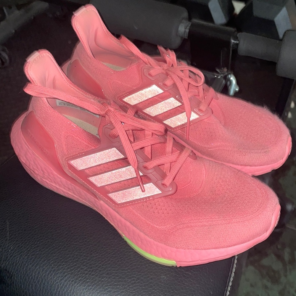 Ultraboost adidas pink